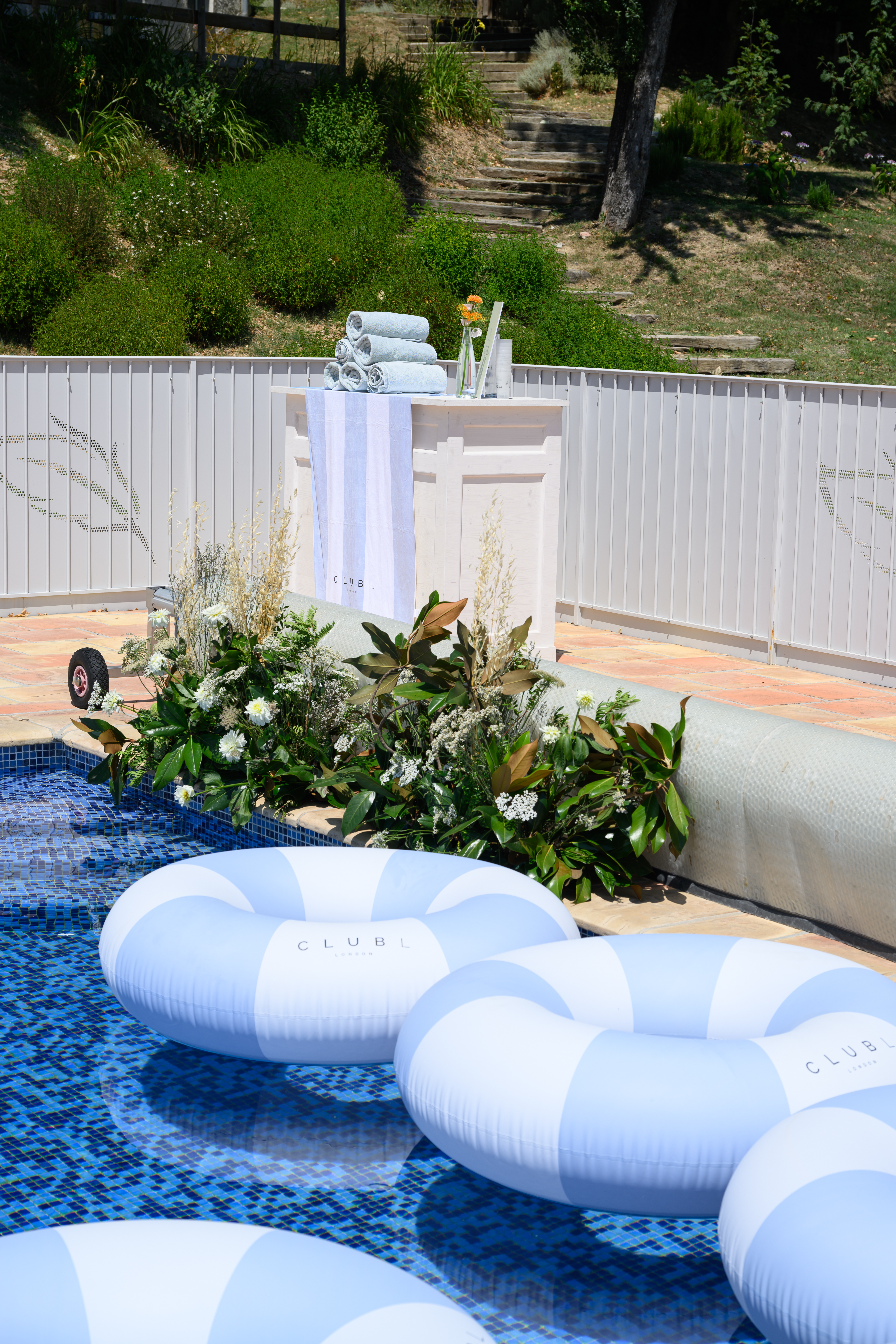 Design Event Company Location Mobilier Cannes Bloc 1 1